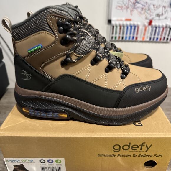 Gravity Defyer Sierra Woman’s Hiking Boots Brown Size 6.5 VersoShock Waterproof main image 4